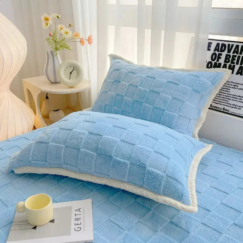 Quilted Velvet Fitted Sheet — Soft Stretch Mattress Cover, Elastic Bed Sheet, Luxury Velvet Bedding, Deep Pocket Cover - View 4